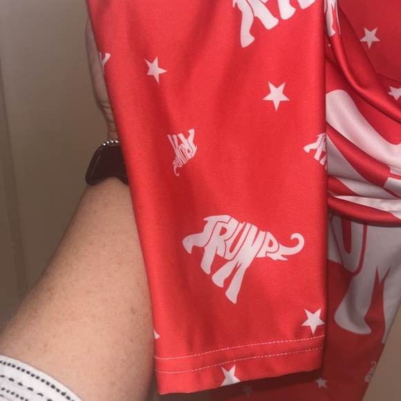 Brave New Look TRUMP Red Star & Elephant Leggings preowned size XL - Picture 7 of 8